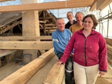 depuis-deja-5-ans-proprietaires-et-benevoles-unissent-leurs-forces-pour-sauver-le-chateau-de-jaulny-photo-fanny-bragard-1773742052